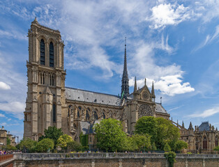 Fototapeta na wymiar Cathedral Notre Dame De Paris, France