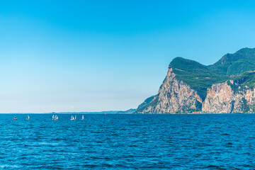 Fototapeta na wymiar Beautiful peaceful lake Garda, Italy.