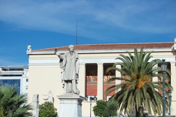 Obraz premium Statue in Athens Greece