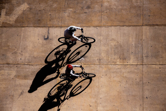 Paseo en bicicleta por la ciudad