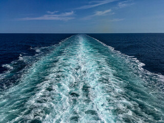 Romantic dream holiday vacation during Transatlantic crossing on legendary Ocean Liner cruisehship...