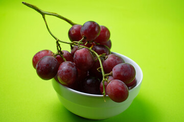 grapes in a bowl