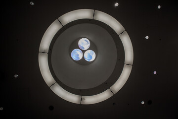 Ceiling lamp, triple halogen light close-up.