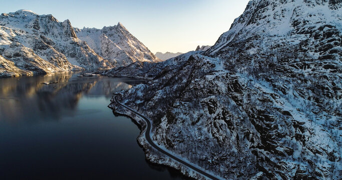 Sunset snowy mountains Lofoten 02
