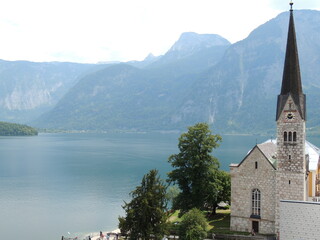 Hallstatt, a orillas de un precioso lago, realmente bello. Austria.