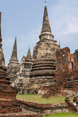 Fototapeta premium Old pagodas within Wat Phra Si Sanphet was the holiest temple in Ayutthaya that is ancient capital of Thailand 