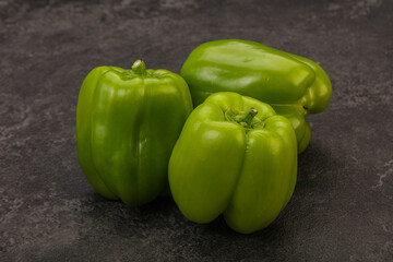 Green sweet bell pepper heap