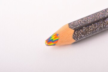 Colored pencil with multicolored lead