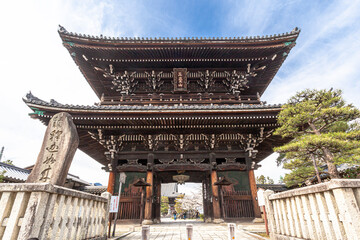 清凉寺　仁王門