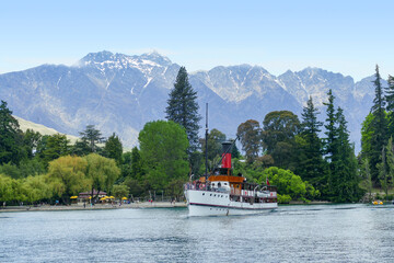 Lake Wakatipu in New Zealand