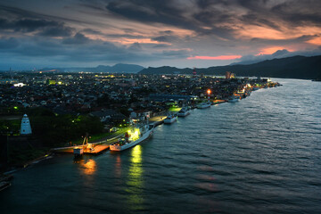 Naklejka premium 境港夕景 