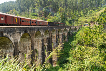 Nine Arch Bridge in Ella auf Sri Lanka