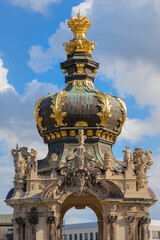 Fototapeta premium Crown of the Kronentor gate in the Zwinger