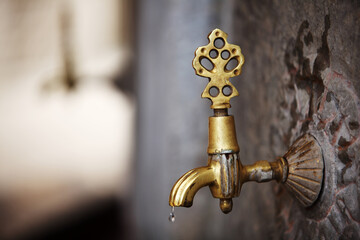Oriental Antique Brass Faucet – Mowlana Museum Konya