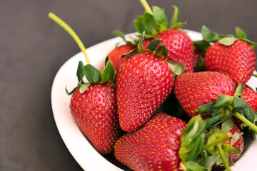 consumption of strawberry fruit and human health,
