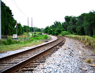 Fototapeta na wymiar railroad tracks curve