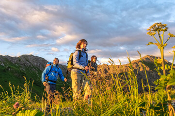 Gutgelaunt am frühen Morgen im Hochgebirge