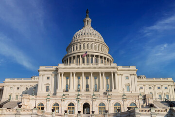 Fototapeta na wymiar The United States pf America capitol building on a sunny day. Washington DC. USA.