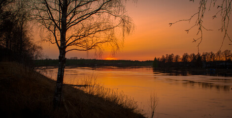 Plakat sunset on the river
