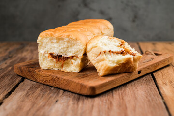Torn bread filled with beef floss and mayonnaise