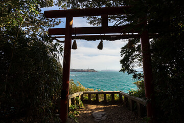 無人島に上陸 (日本 - 福井 - 雄島)