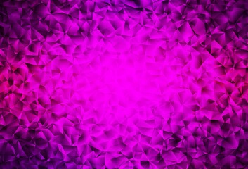 Obraz premium Dark Purple vector shining triangular backdrop.