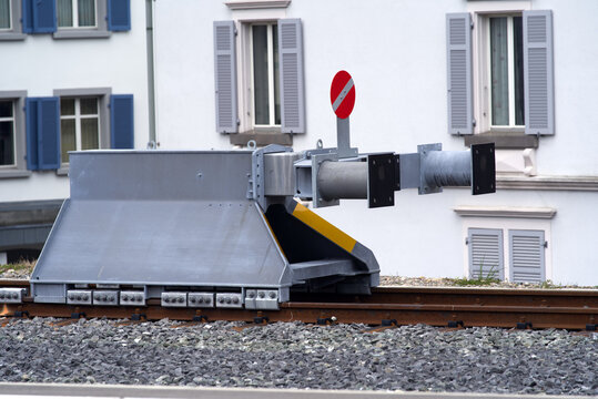 Buffer stop at train station. Photo taken April 14th, 2021, Arth-Goldau, Switzerland.