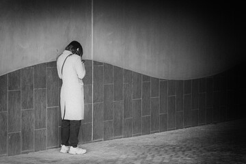 person standing on the wall © zbigniew