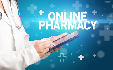 doctor writes notes on the clipboard