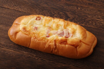 チーズとベーコンとマヨネーズパン