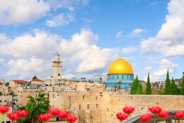Jerusalem Old City, panoramic view of Western Wall and Dome of the Rock, Israel.