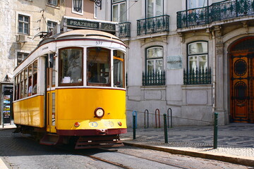 Naklejka na ściany i meble Lisbon tramway