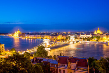 Fototapeta na wymiar Skyline Blick über Budapest, Ungarn 