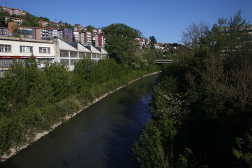 Fototapeta na wymiar View of Ibaizabal river