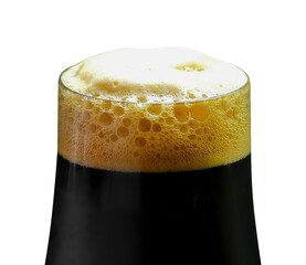 Copo de cerveja preta stout com espuma