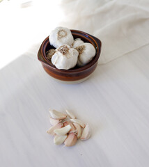garlic on the table