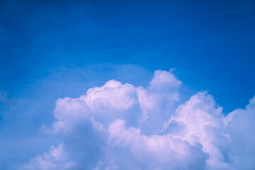 파란 하늘에 구름 blue sky cloud 