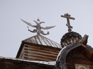 reconstruction of old wooden houses and fortresses