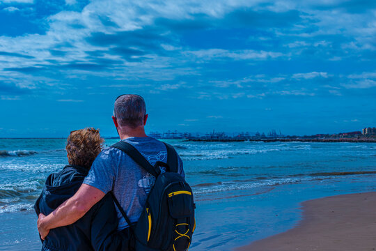 pareja playa 