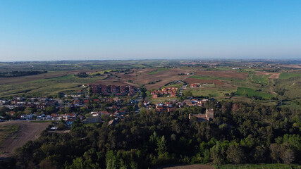 pola zieleń wiosna widok krajobraz rośliny  © Piotr
