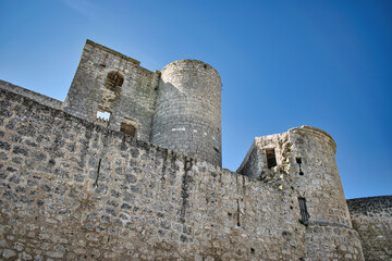 Ruinas del castillo medieval de Portillo en la provincia de Valladolid, siglo XV