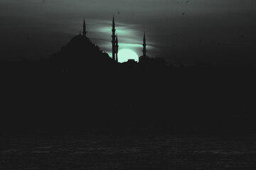 Grayscale photo of Suleymaniye Mosque at sunset
