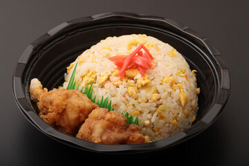 チャーハン　弁当