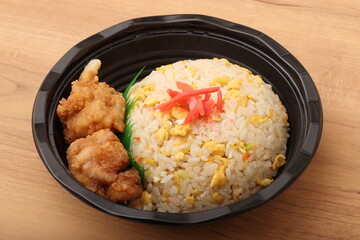 チャーハン　弁当
