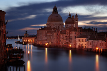 Obraz na płótnie Canvas Venice, Canal Grande and chiesa Santa Maria della Salute from Ponte Accademia, Italy