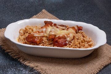 Baked Chicken Noodles with Cheese in White Cups