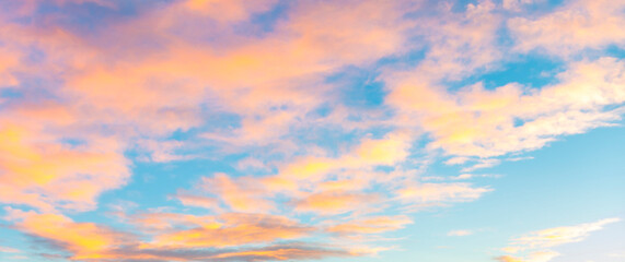 An evening sky, resembling a watercolor, in the south of France