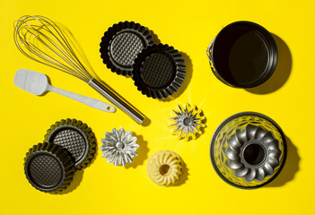 Molds for baking cakes in the home kitchen.