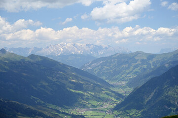 Fototapeta na wymiar Bad Hofgastein village in valley landscape