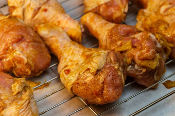 Marinating Raw Chicken Legs